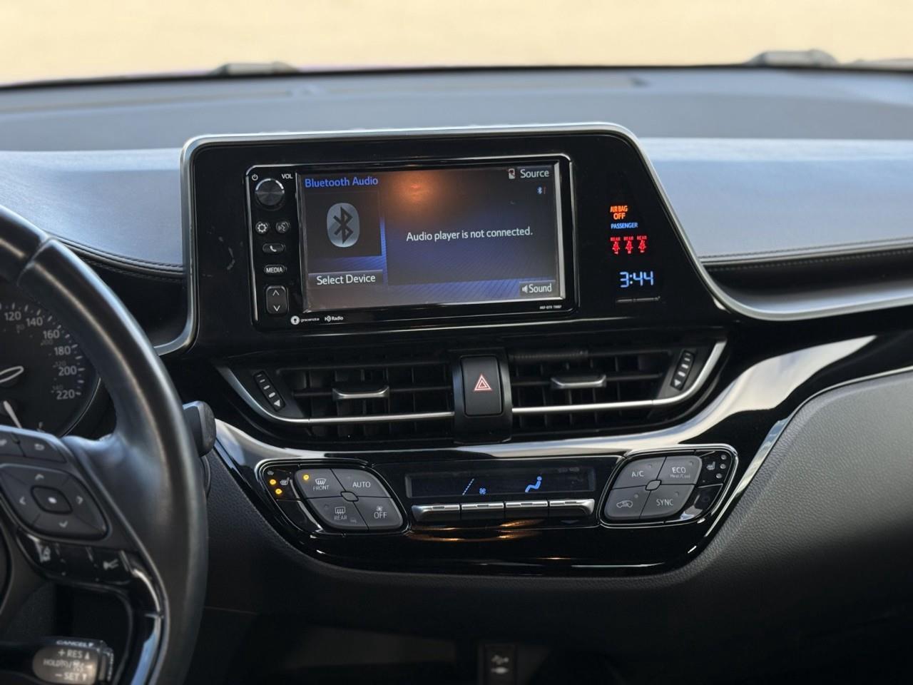 2018 Toyota C-HR XLE 4dr Front-Wheel Drive Sport Utility Photo