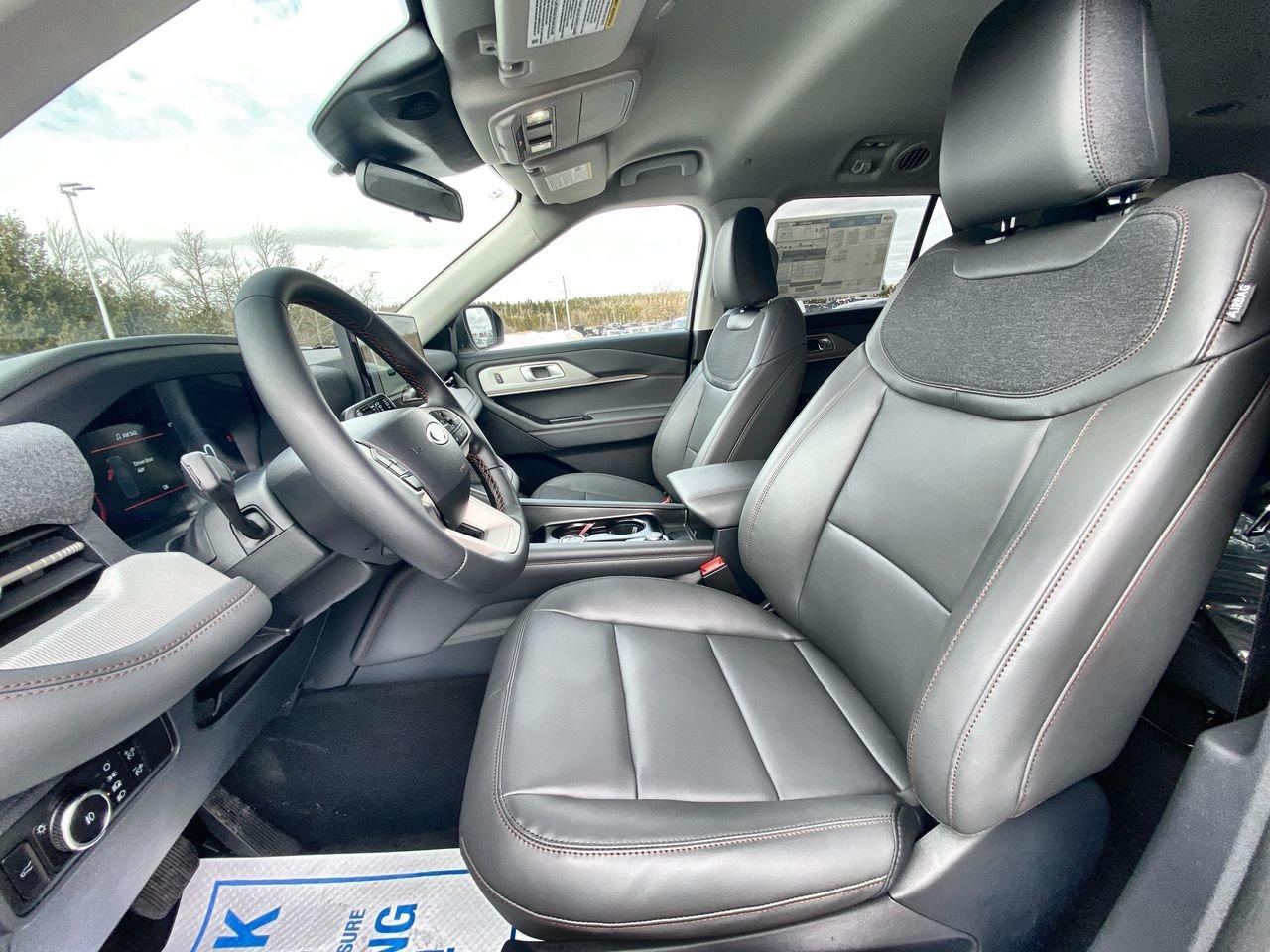 2026 Ford Explorer Active Photo