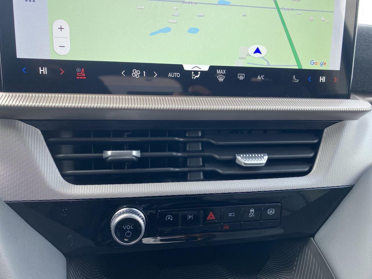 2026 Ford Explorer Active Photo