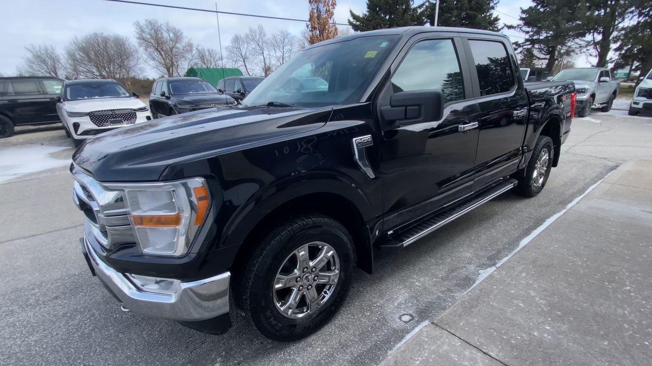 2021 Ford F-150 XLT Photo3