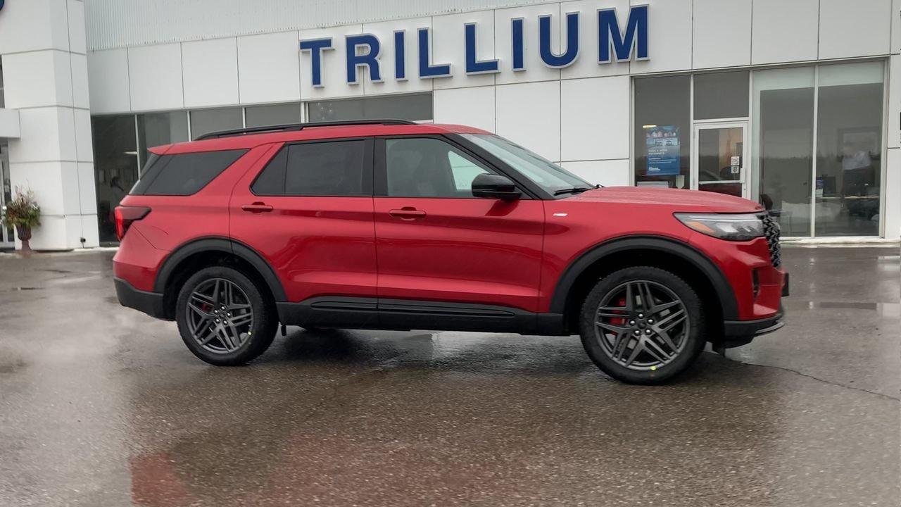 2026 Ford Explorer ST-Line Photo