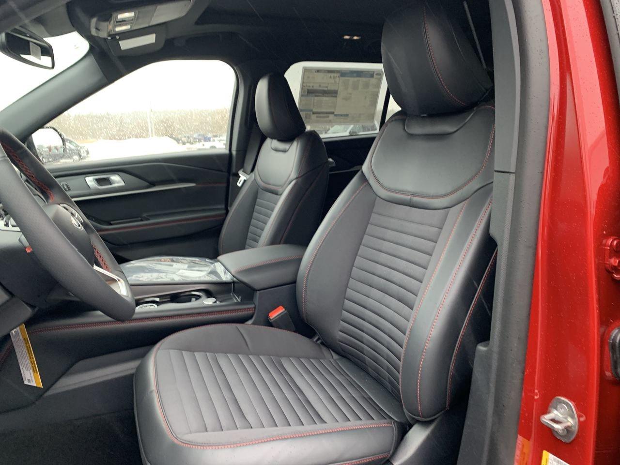 2026 Ford Explorer ST-Line Photo