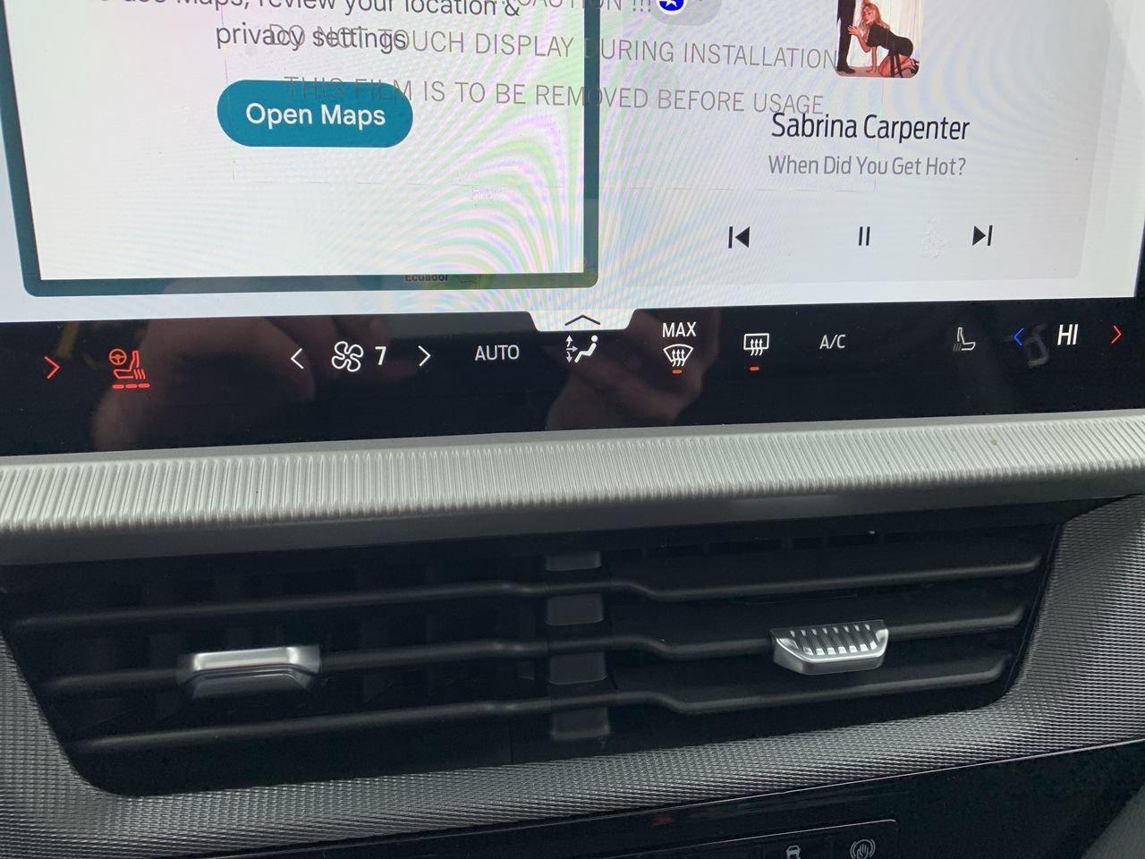 2026 Ford Explorer ST-Line Photo