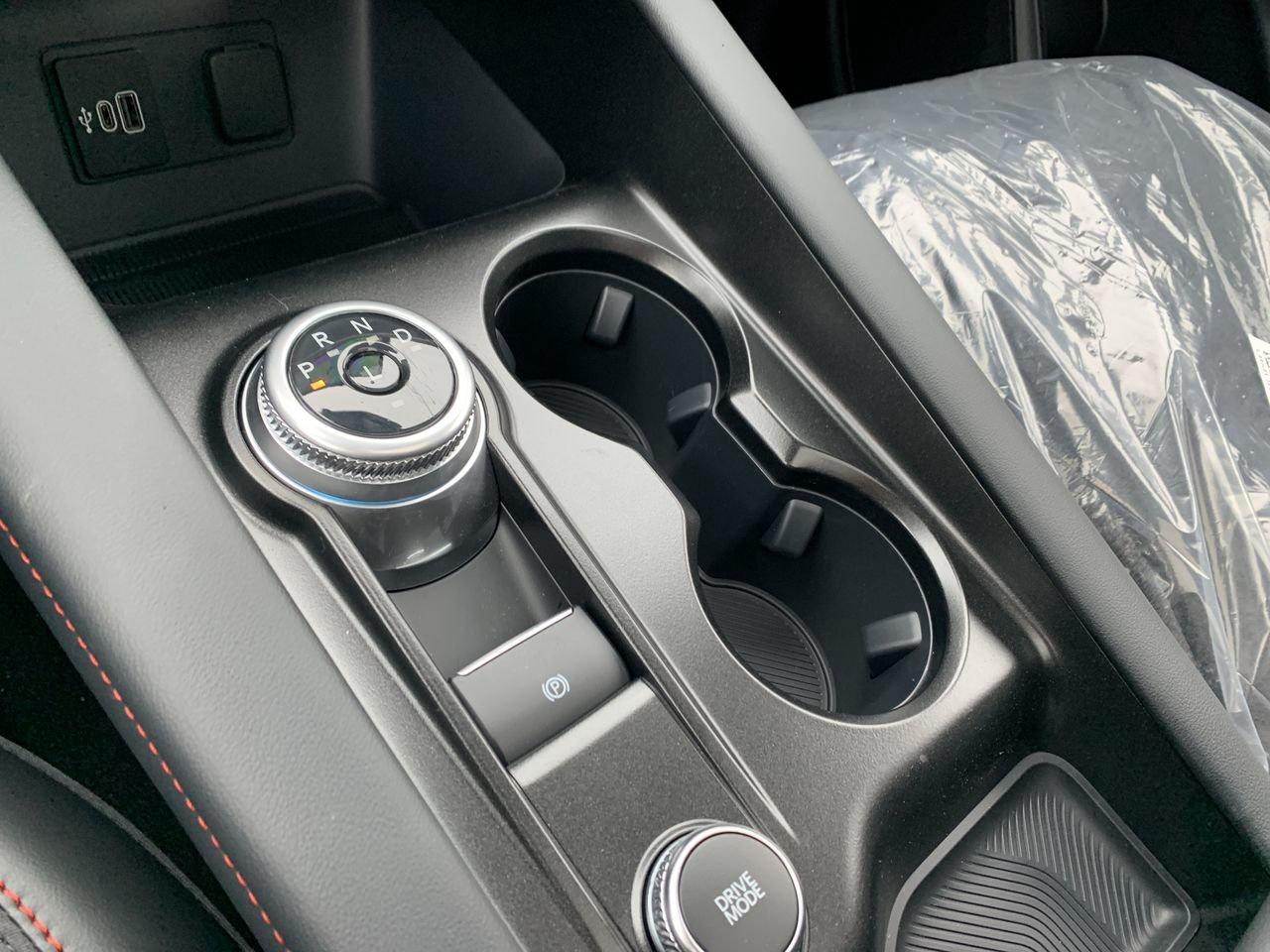 2026 Ford Explorer ST-Line Photo