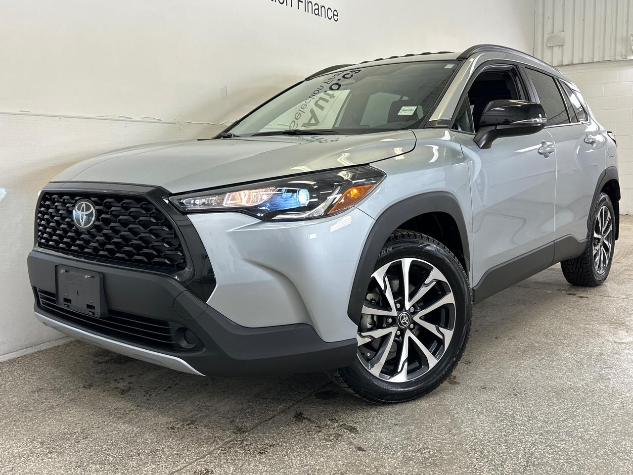 2025 Toyota Corolla Cross LE 4dr All-Wheel Drive Photo