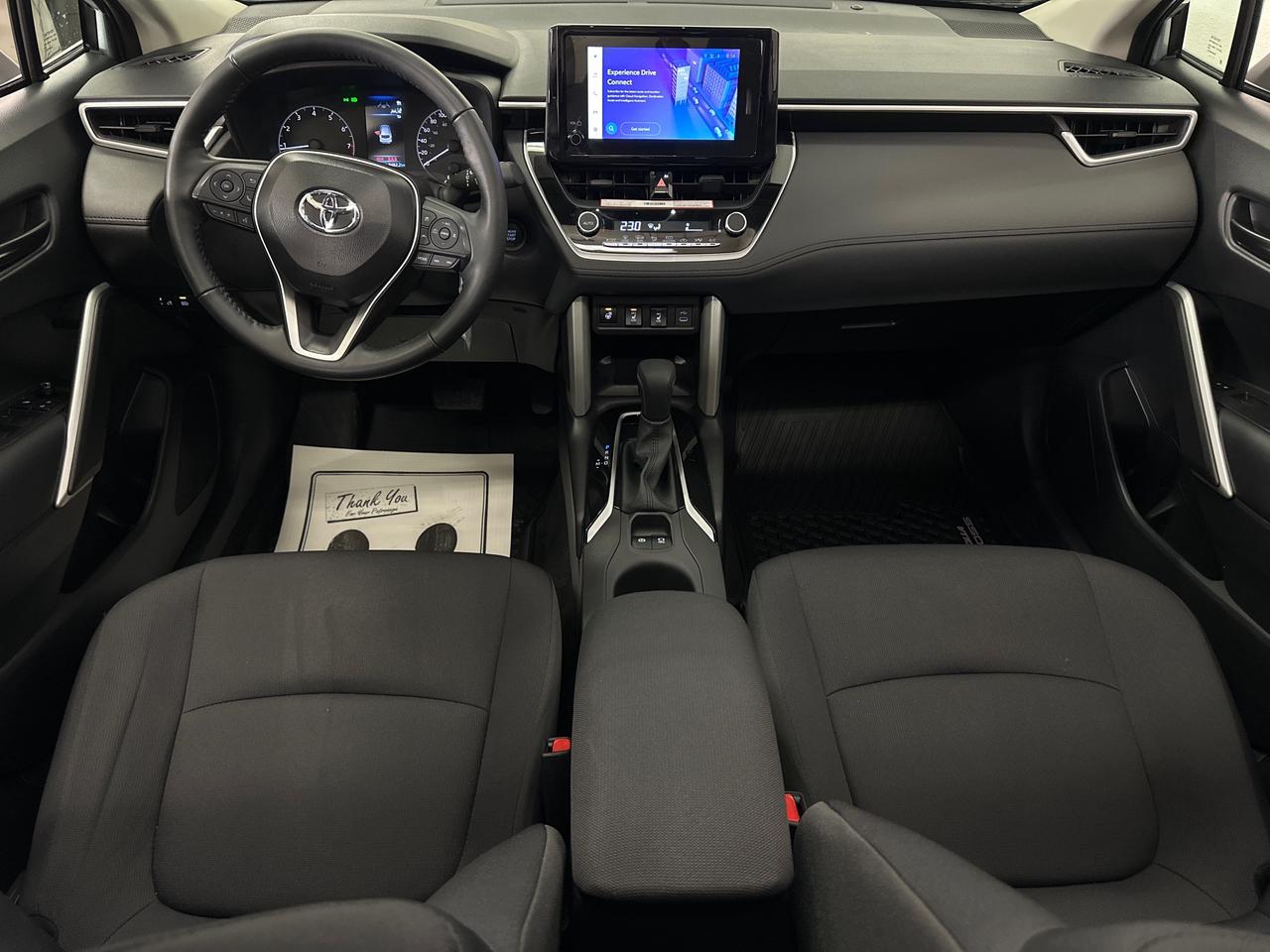 2025 Toyota Corolla Cross LE 4dr All-Wheel Drive Photo