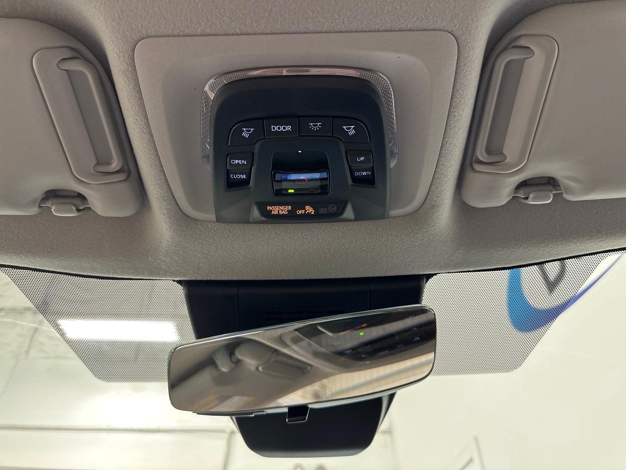 2025 Toyota Corolla Cross LE 4dr All-Wheel Drive Photo