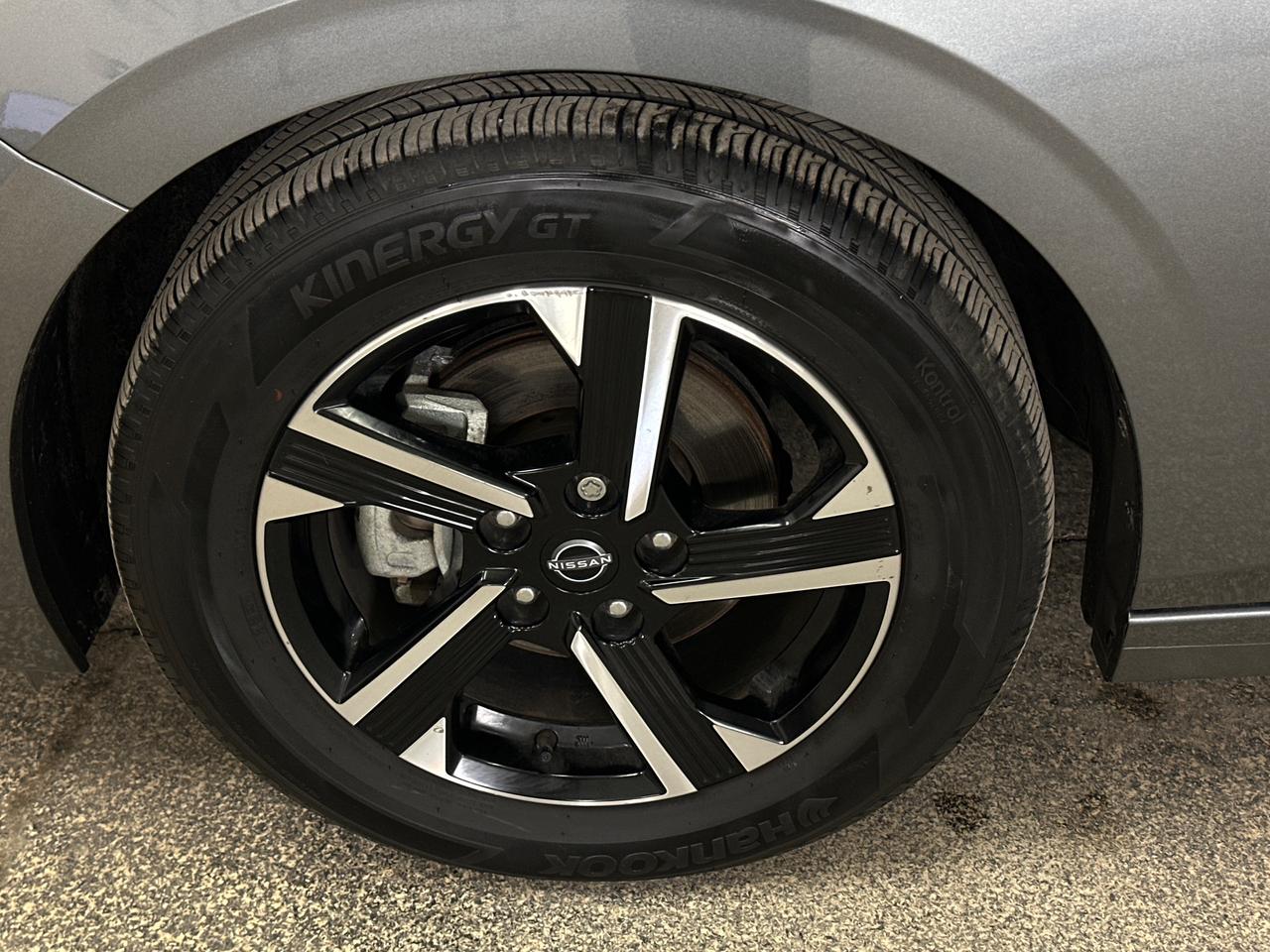 2024 Nissan Sentra SV 4DR SEDAN Photo