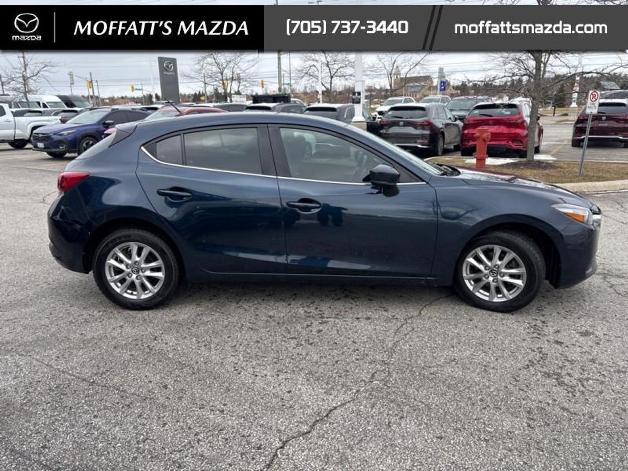 2018 Mazda Mazda3 Sport GS Photo