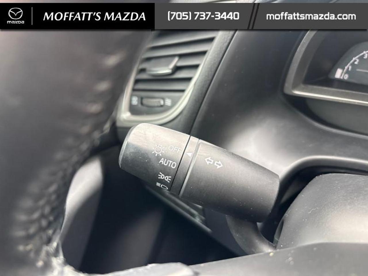 2018 Mazda Mazda3 Sport GS Photo