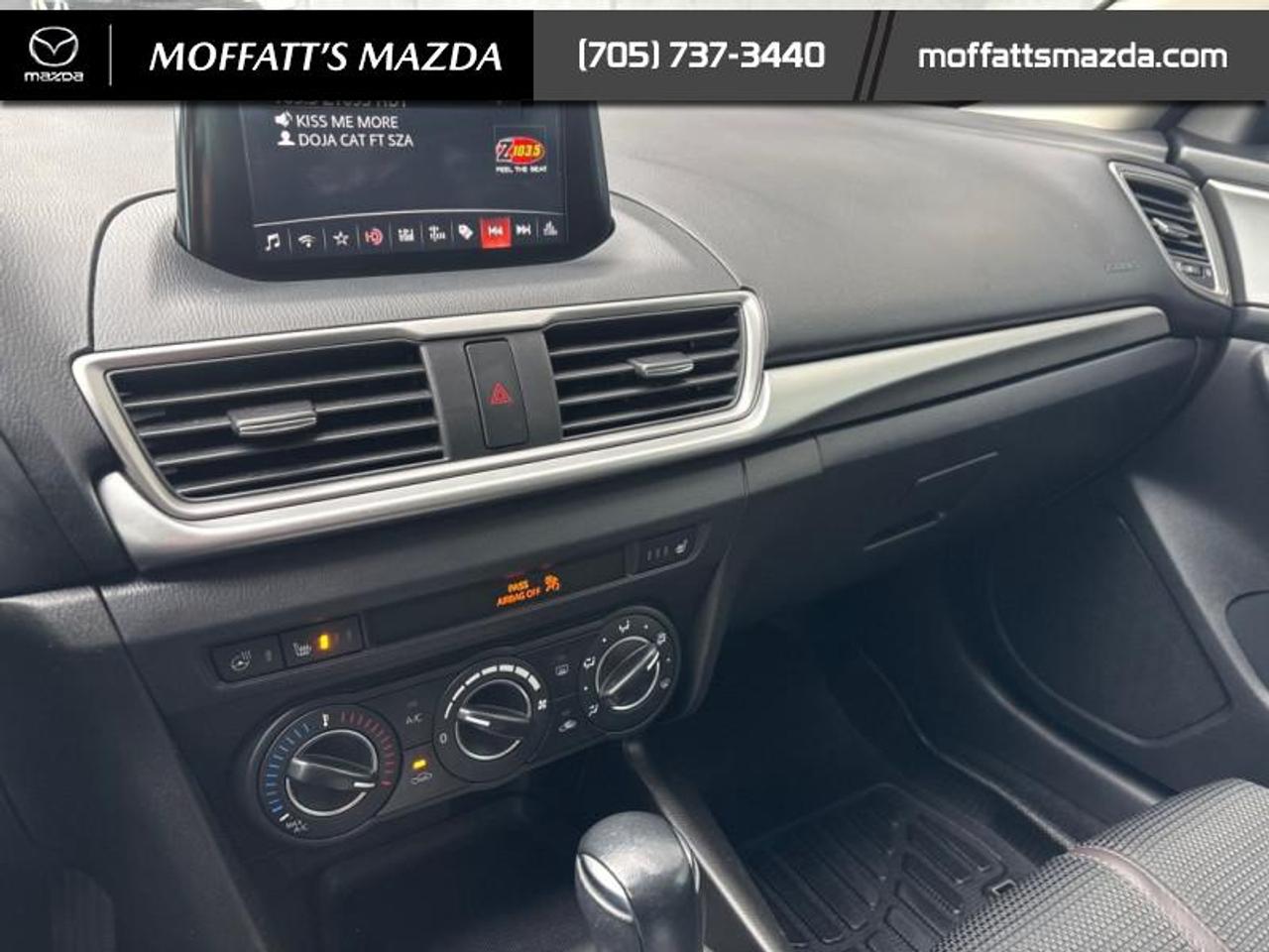 2018 Mazda Mazda3 Sport GS Photo