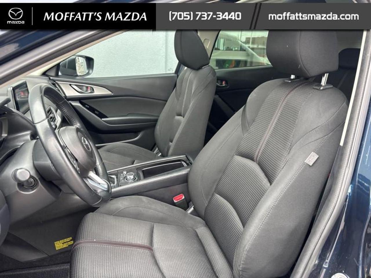 2018 Mazda Mazda3 Sport GS Photo