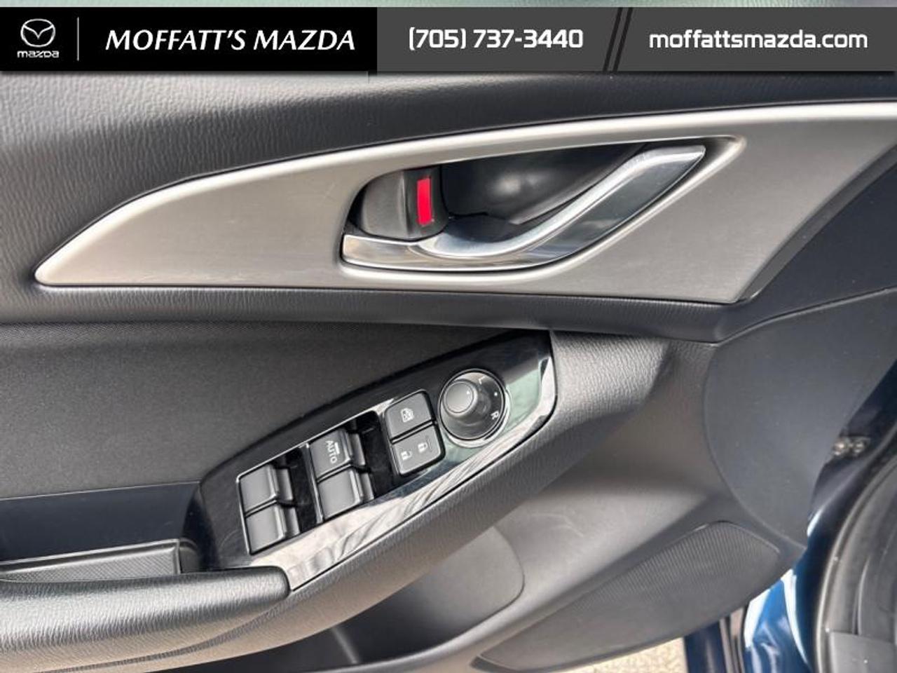 2018 Mazda Mazda3 Sport GS Photo