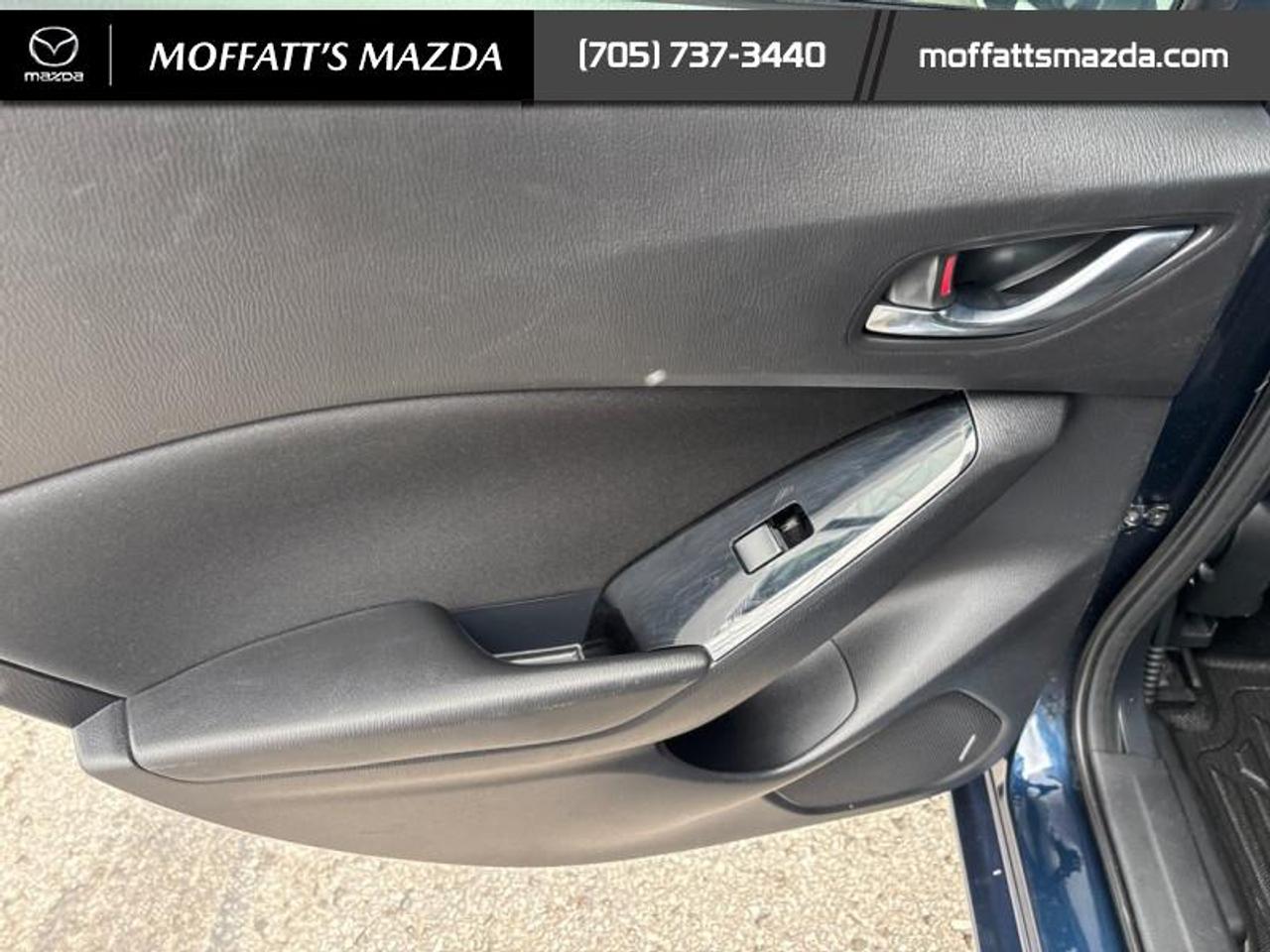 2018 Mazda Mazda3 Sport GS Photo