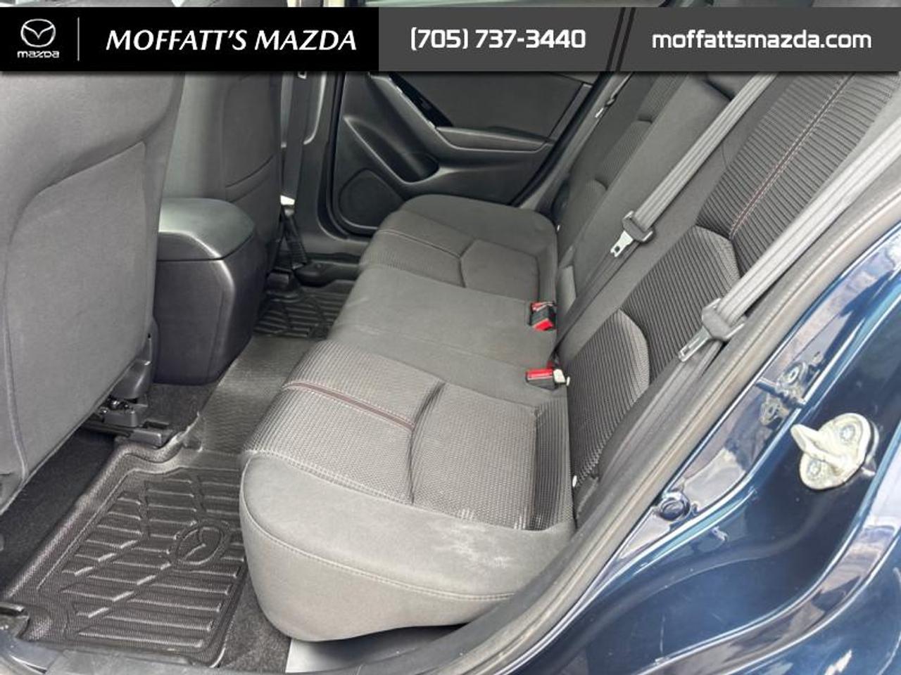 2018 Mazda Mazda3 Sport GS Photo