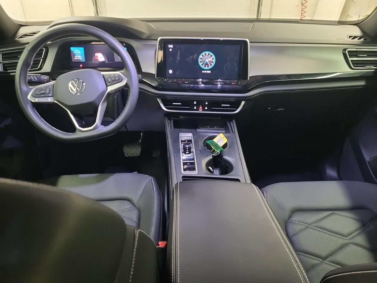 2024 Volkswagen Atlas Cross Sport 2.0 TSI Comfortline 4dr All-Wheel Drive 4MOTION Photo