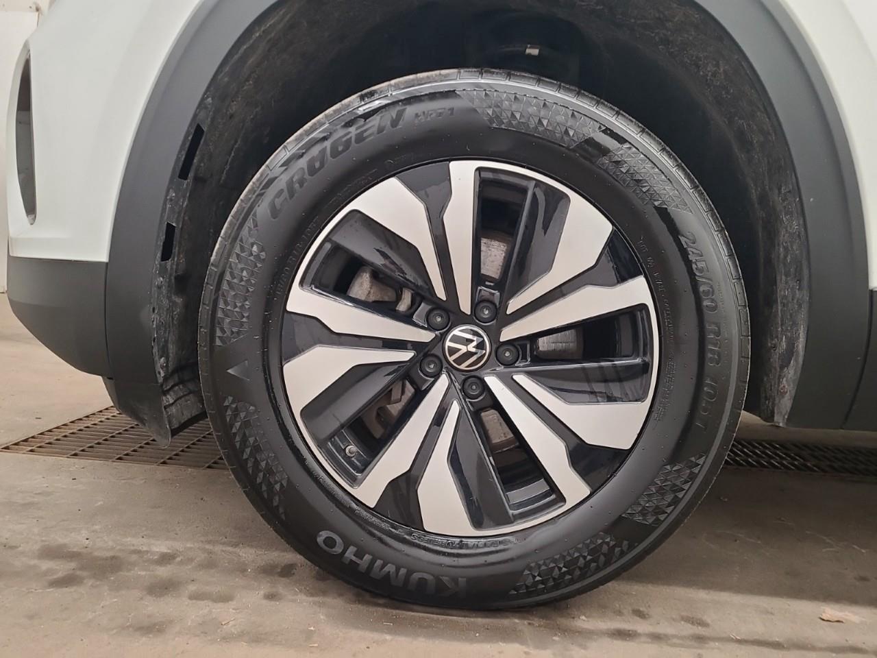 2024 Volkswagen Atlas Cross Sport 2.0 TSI Comfortline 4dr All-Wheel Drive 4MOTION Photo