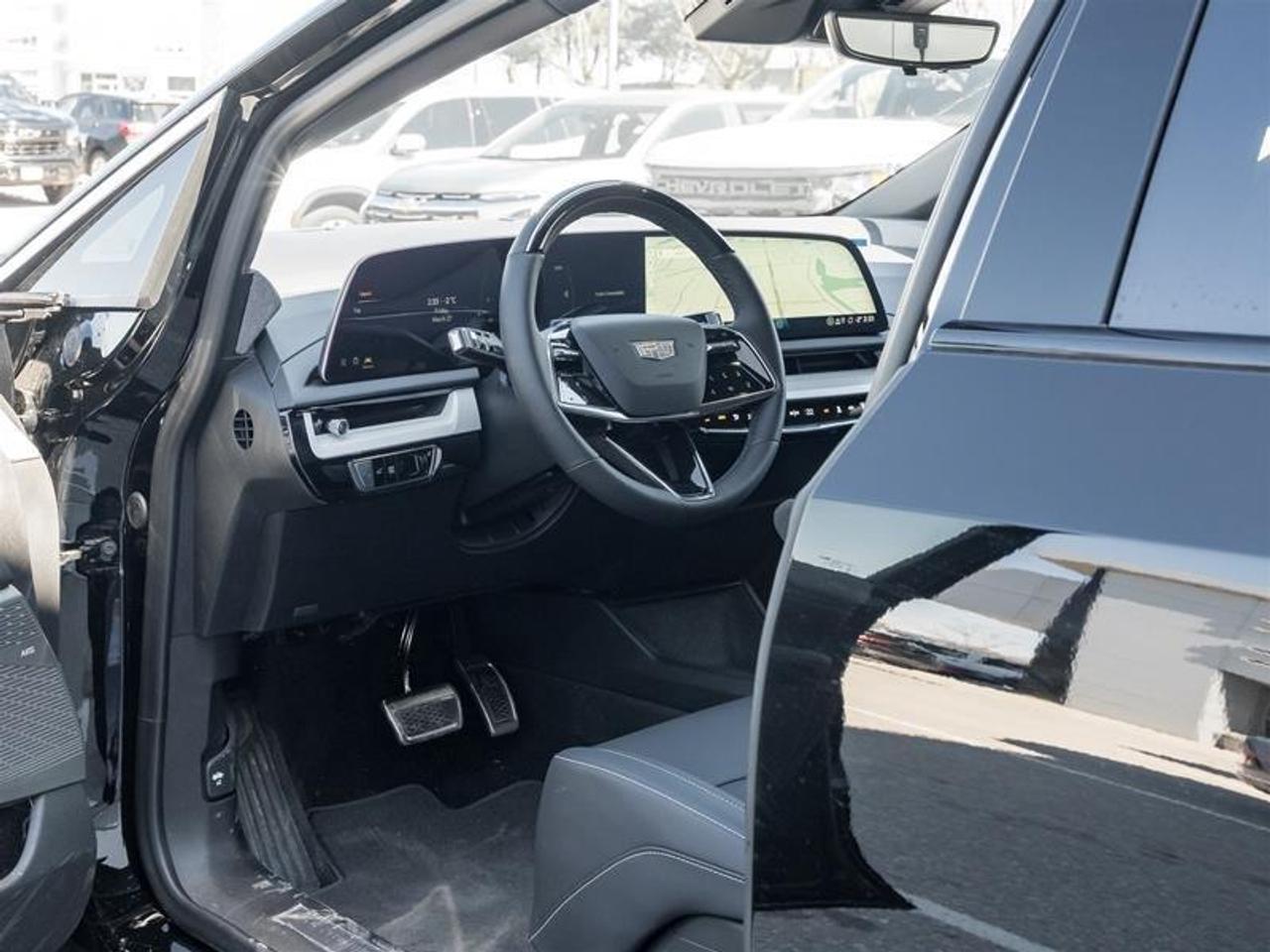 2026 Cadillac OPTIQ Luxury 4dr Photo