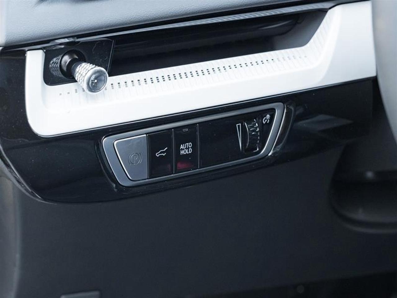 2026 Cadillac OPTIQ Luxury 4dr Photo