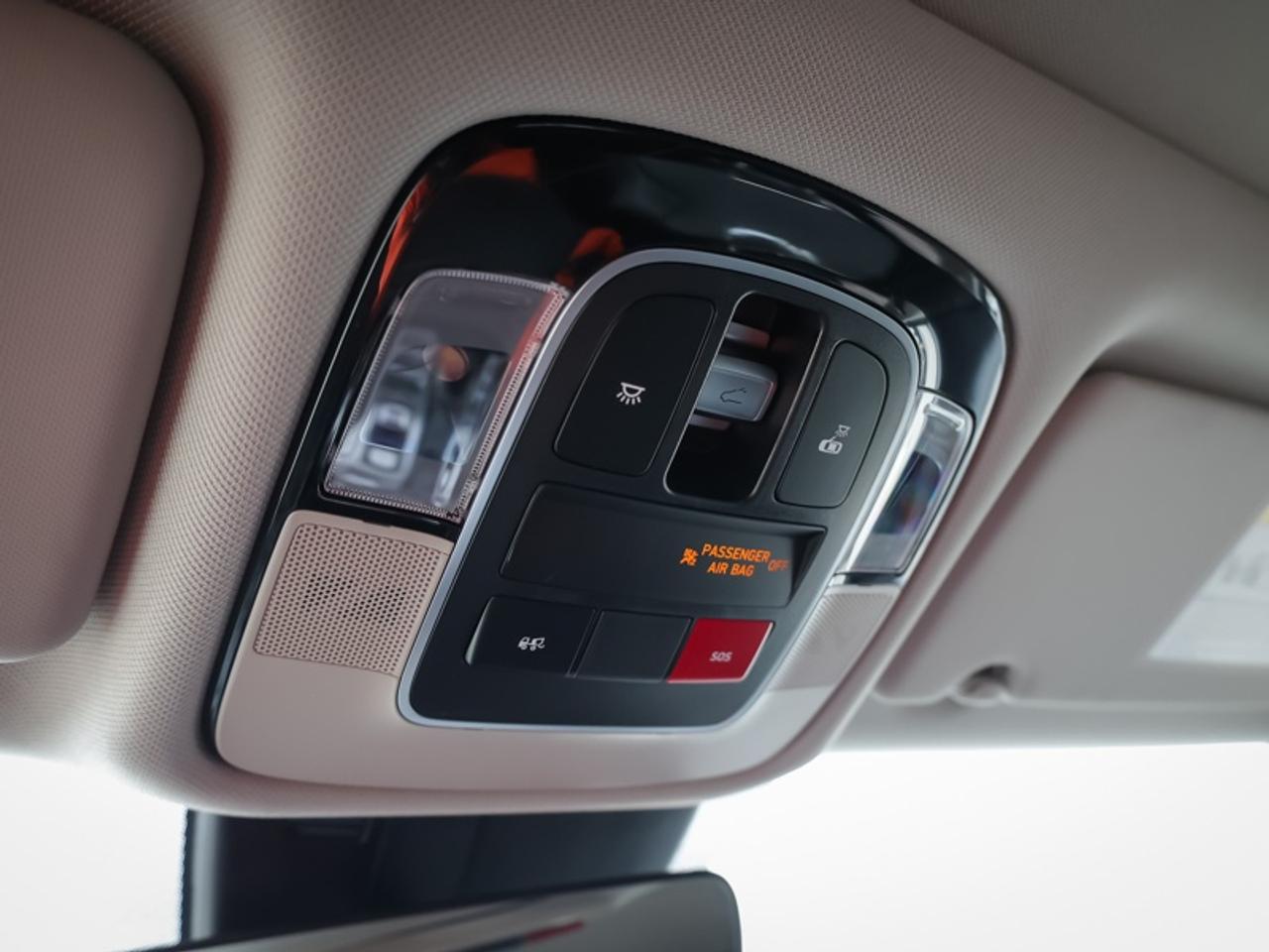 2023 Hyundai Tucson Hybrid Ultimate  - Leather Seats Photo