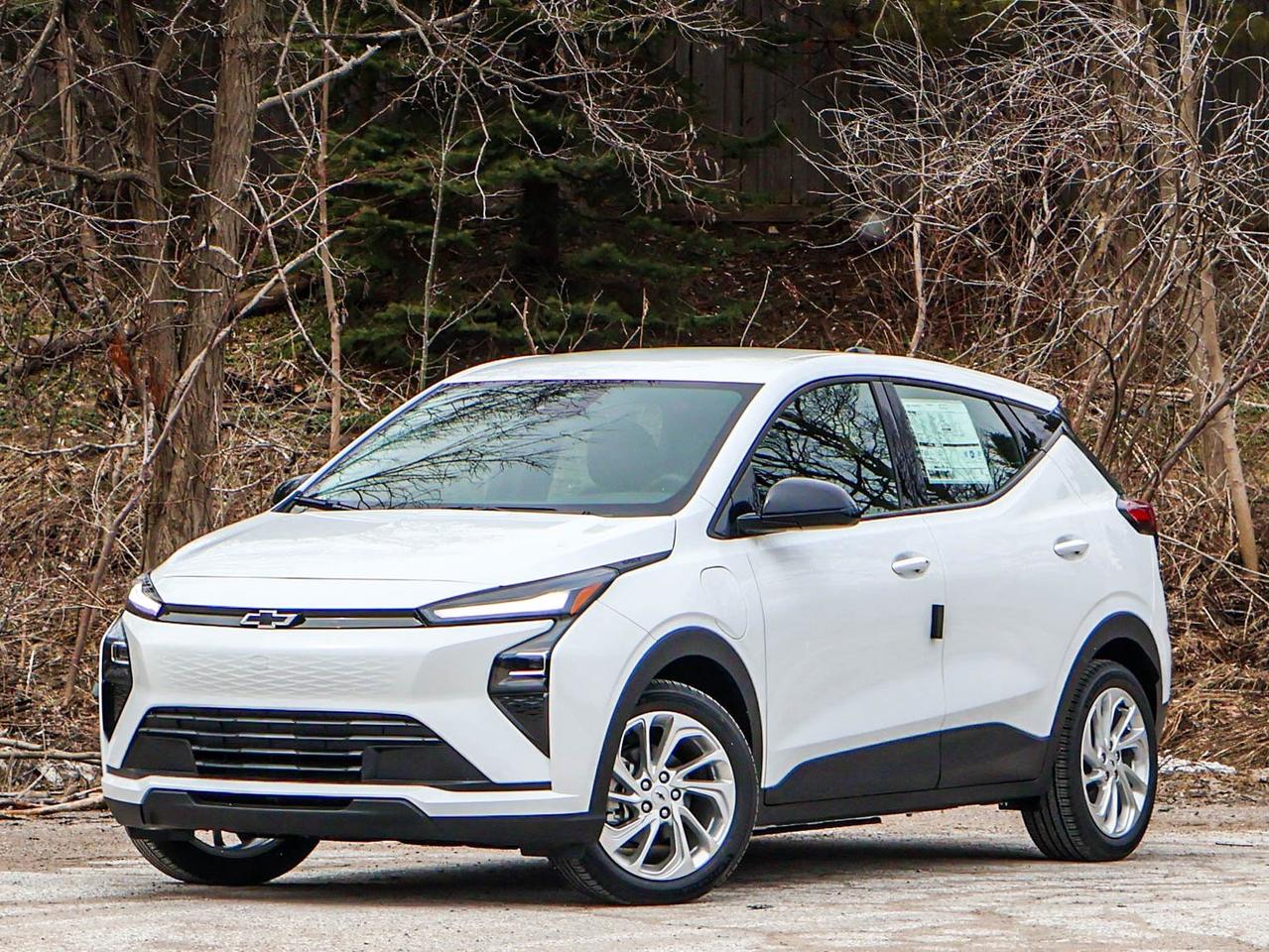 2027 Chevrolet Bolt LT Photo