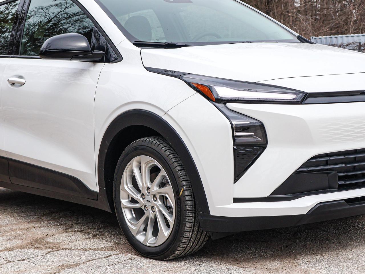 2027 Chevrolet Bolt LT Photo3
