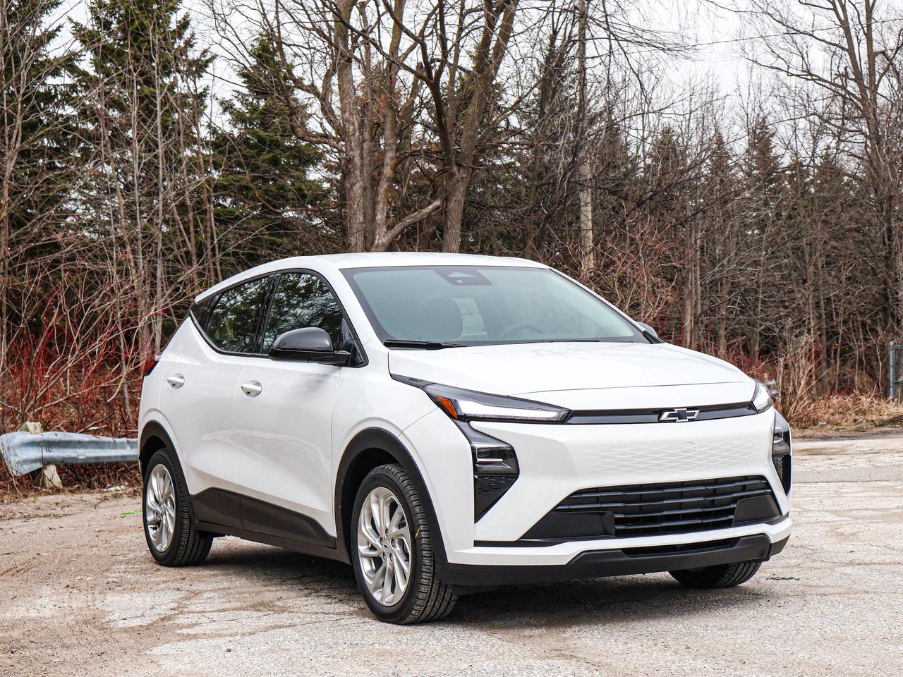 2027 Chevrolet Bolt LT Photo