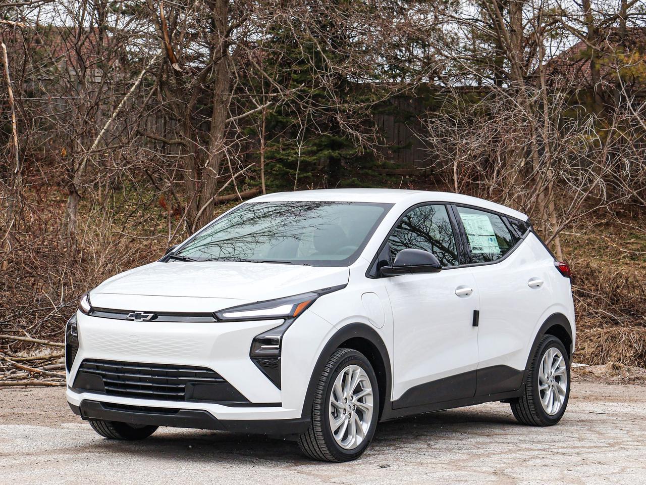 2027 Chevrolet Bolt LT Photo