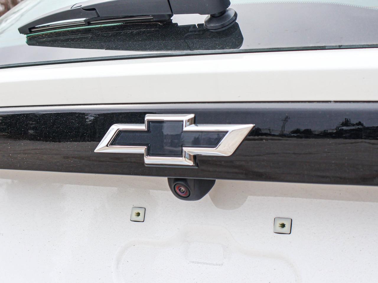 2027 Chevrolet Bolt LT Photo