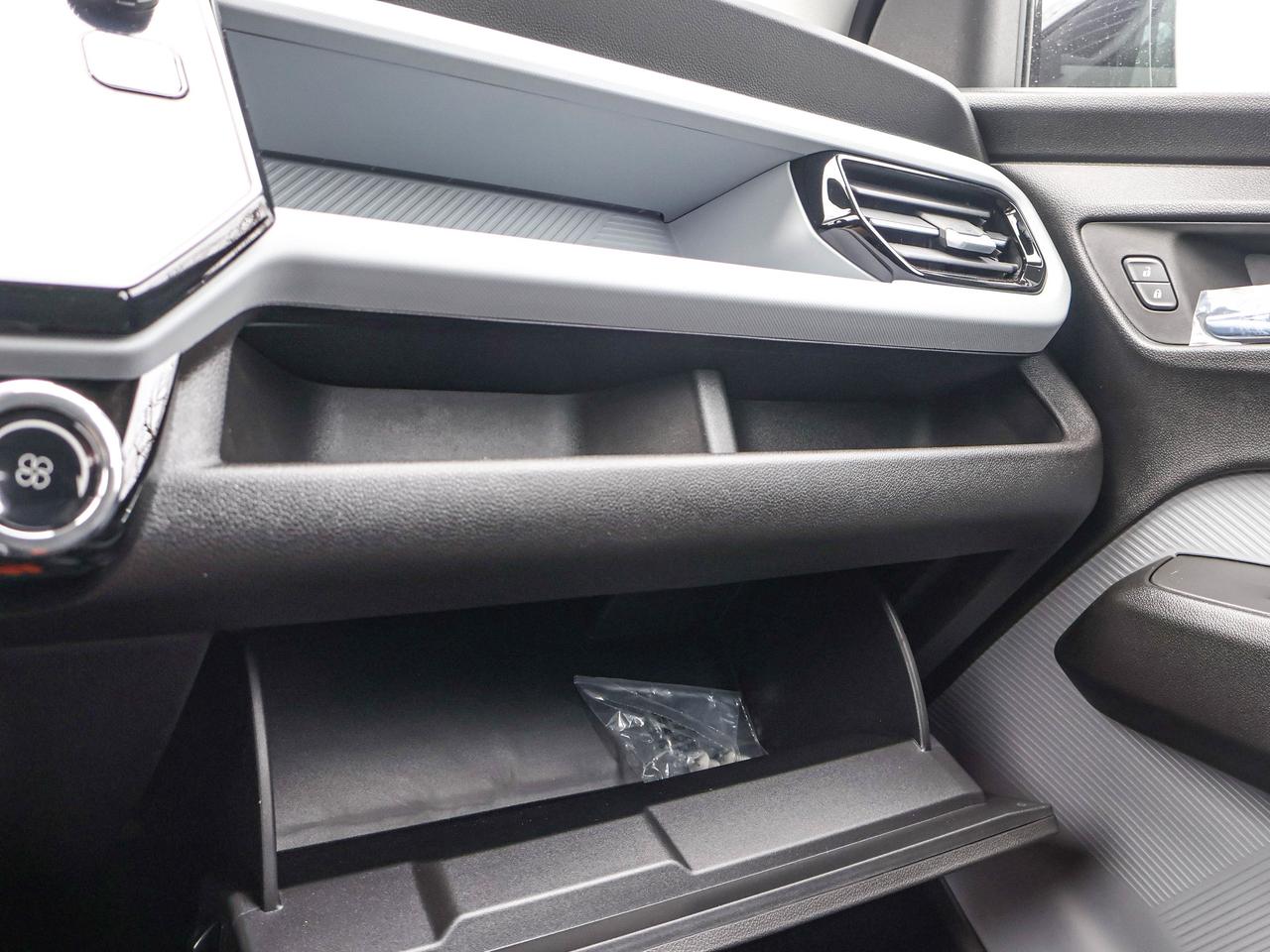 2027 Chevrolet Bolt LT Photo