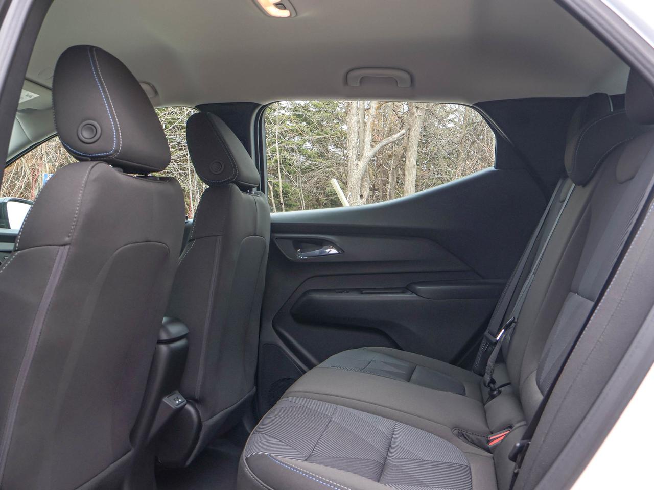 2027 Chevrolet Bolt LT Photo