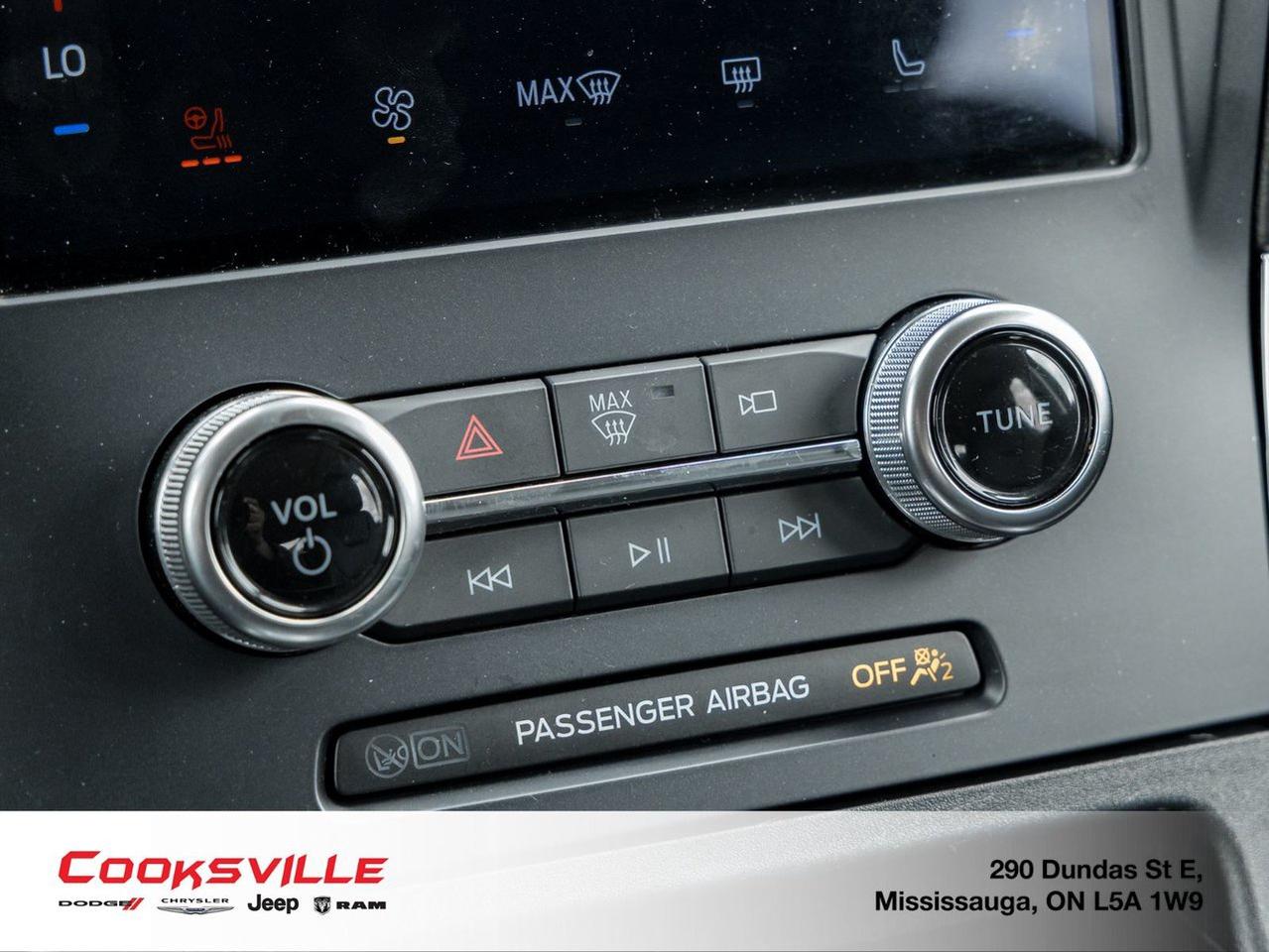 13742129