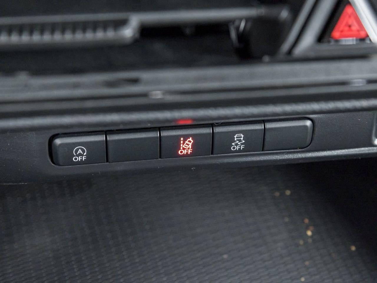 13742138