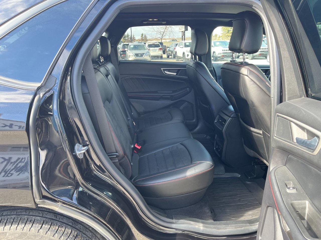 2021 Ford Edge ST Line AWD Photo