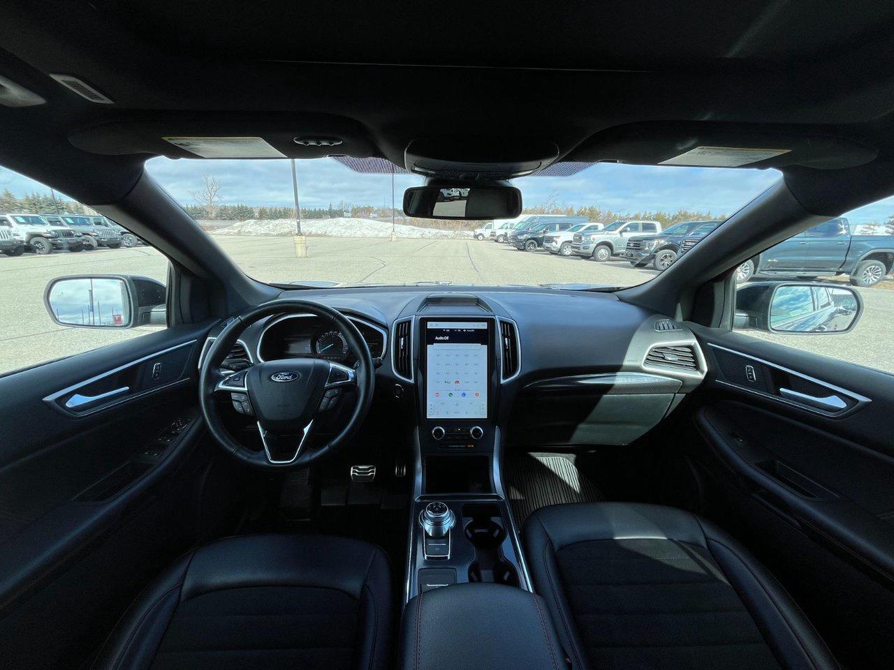 2021 Ford Edge ST Line AWD Photo