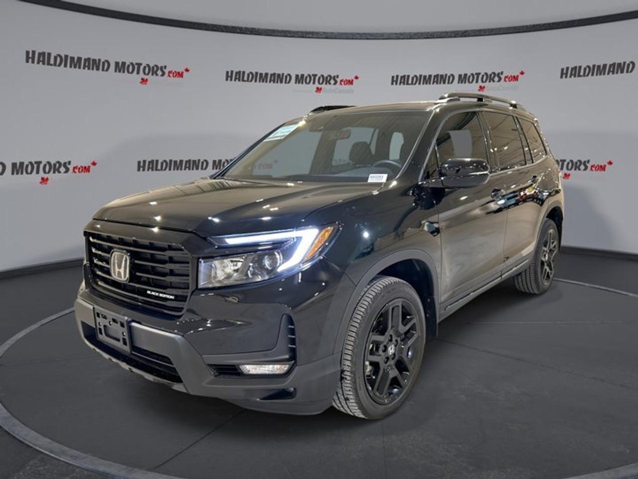 2025 Honda Passport Black Edition AWD | One owner | No accidents Photo