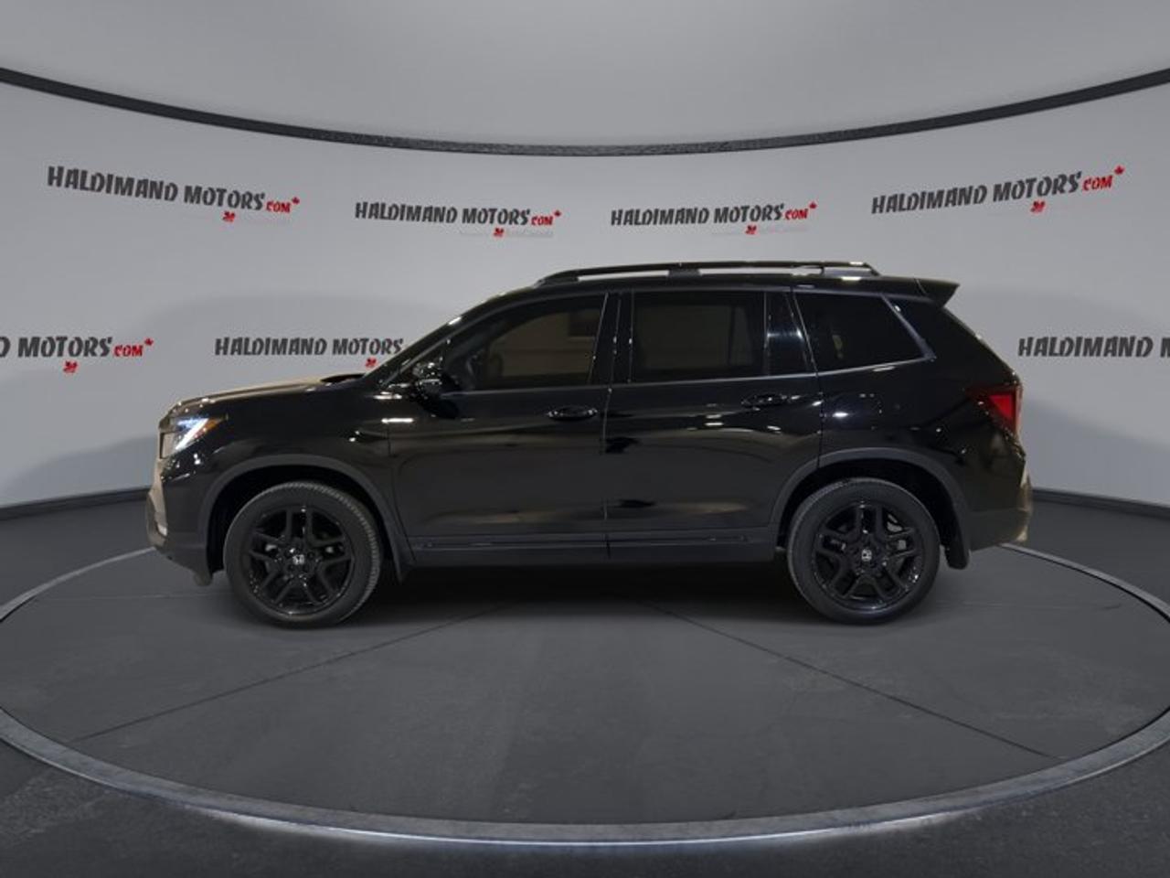 2025 Honda Passport Black Edition AWD | One owner | No accidents Photo