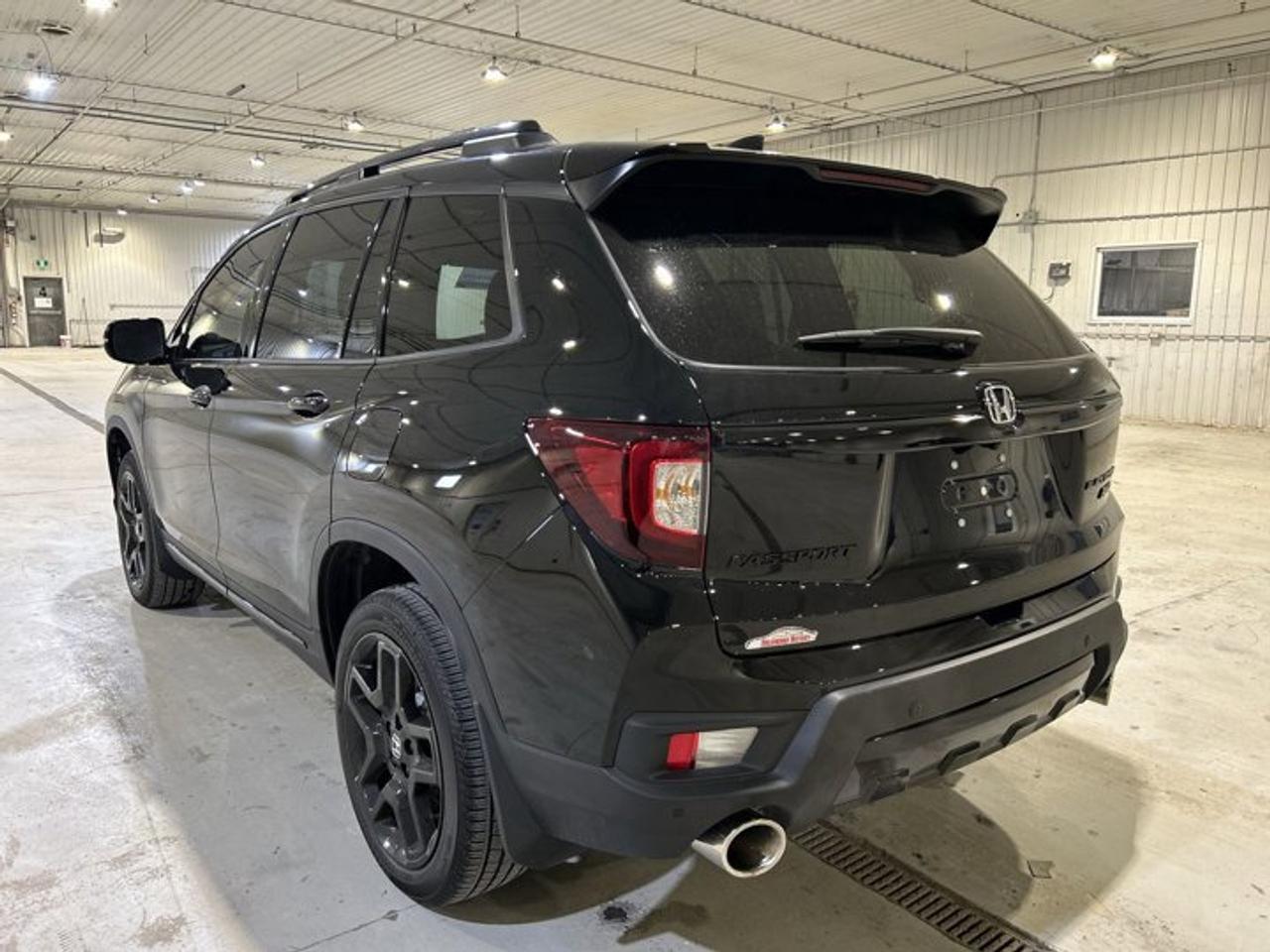 2025 Honda Passport Black Edition AWD | One owner | No accidents Photo