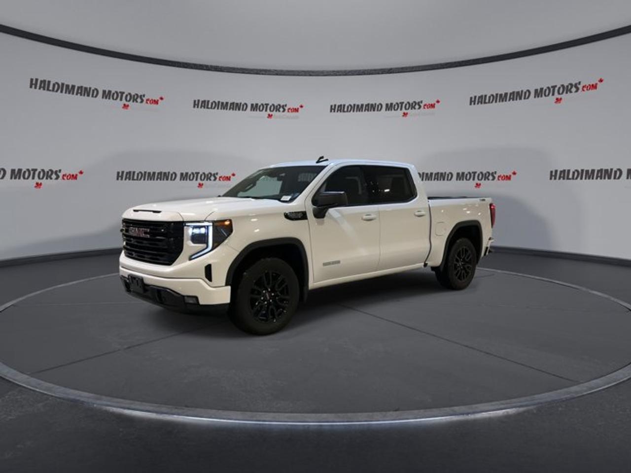 2025 GMC Sierra 1500 Elevation Crew Cab 4WD | Heated Steering | No accidents Photo