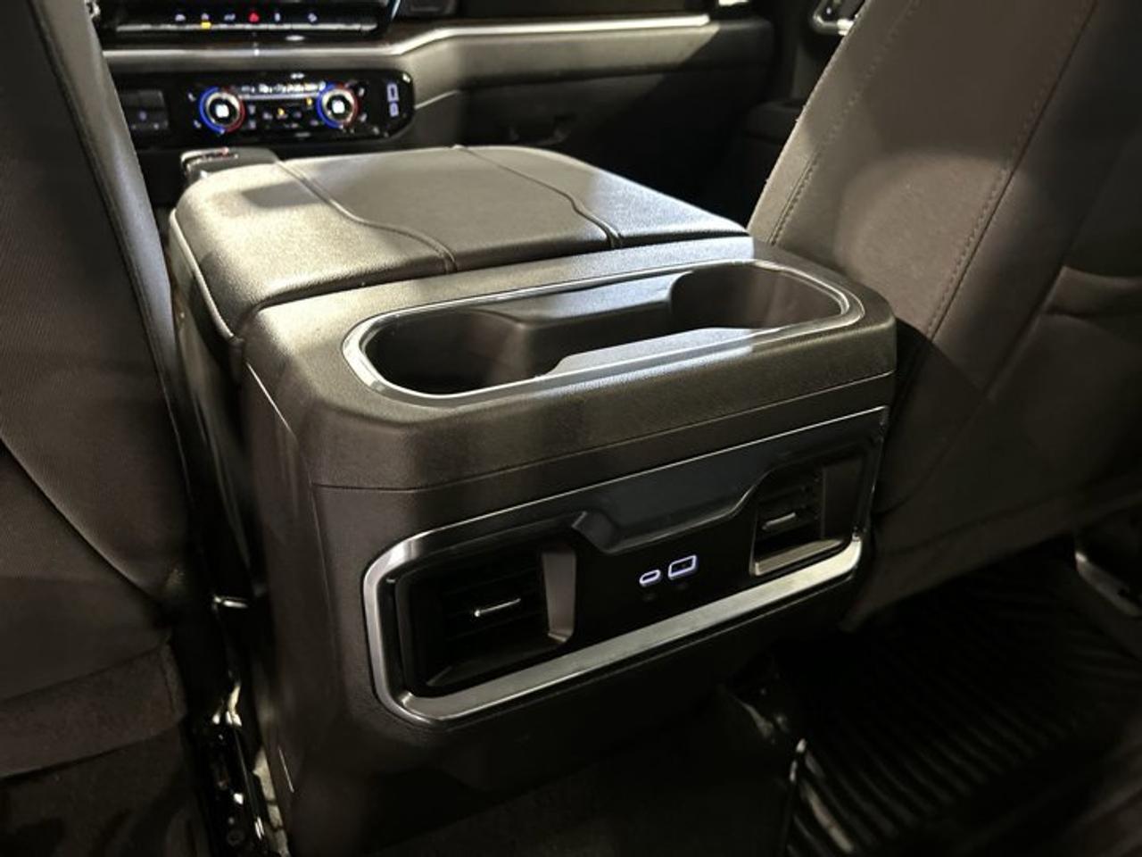 2025 GMC Sierra 1500 Elevation Crew Cab 4WD | Heated Steering | No accidents Photo