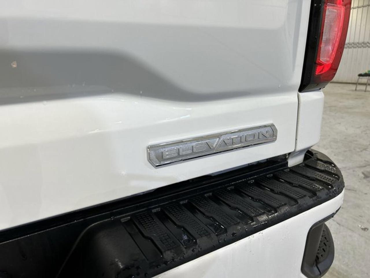 2025 GMC Sierra 1500 Elevation Crew Cab 4WD | Heated Steering | No accidents Photo