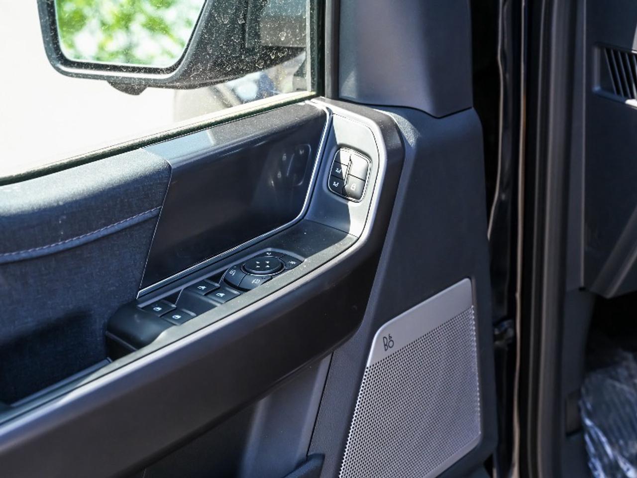 2026 Ford F-150 Lariat Photo