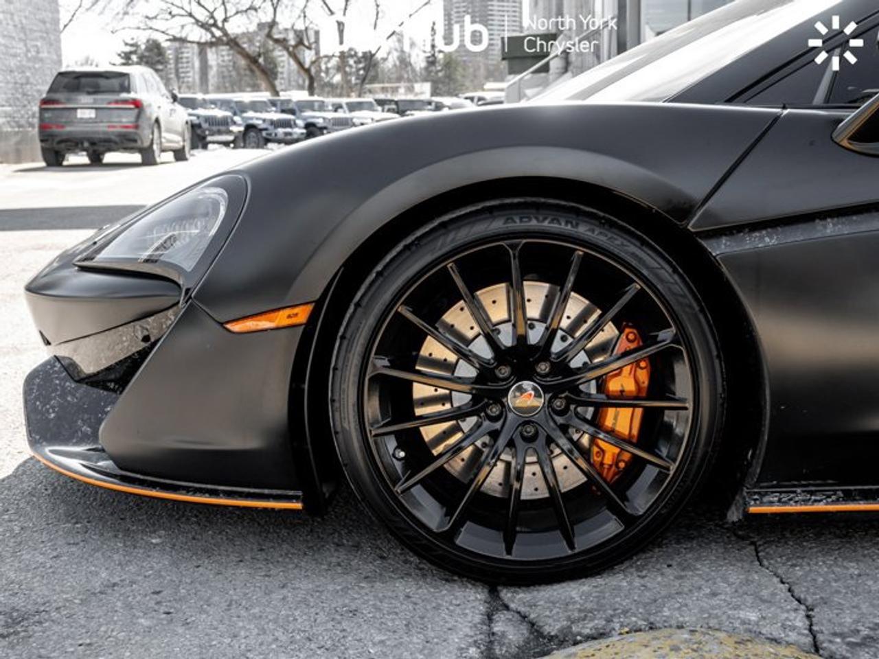 2017 McLaren 570GT Panoroof Fabspeed Exhaust Bowers & Wilkins Audio Navi Backup Cam Photo