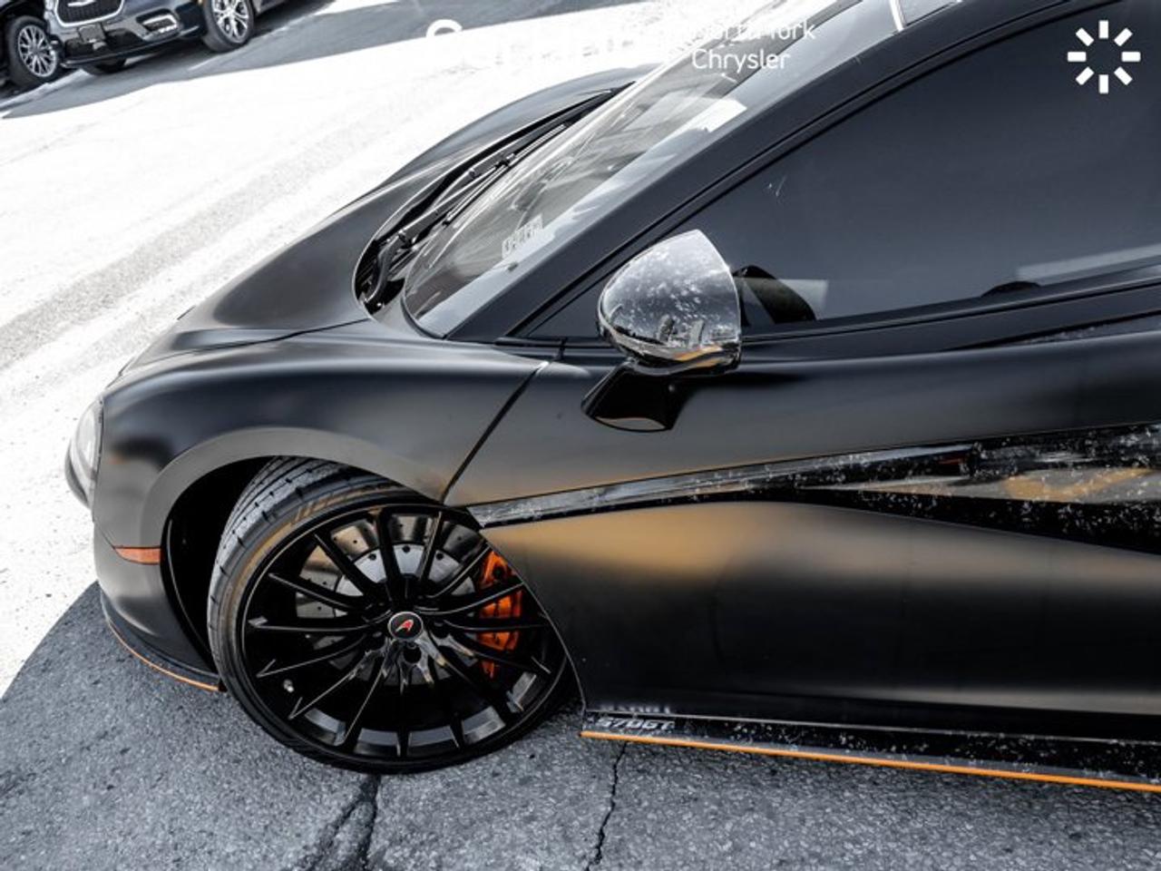 2017 McLaren 570GT Panoroof Fabspeed Exhaust Bowers & Wilkins Audio Navi Backup Cam Photo