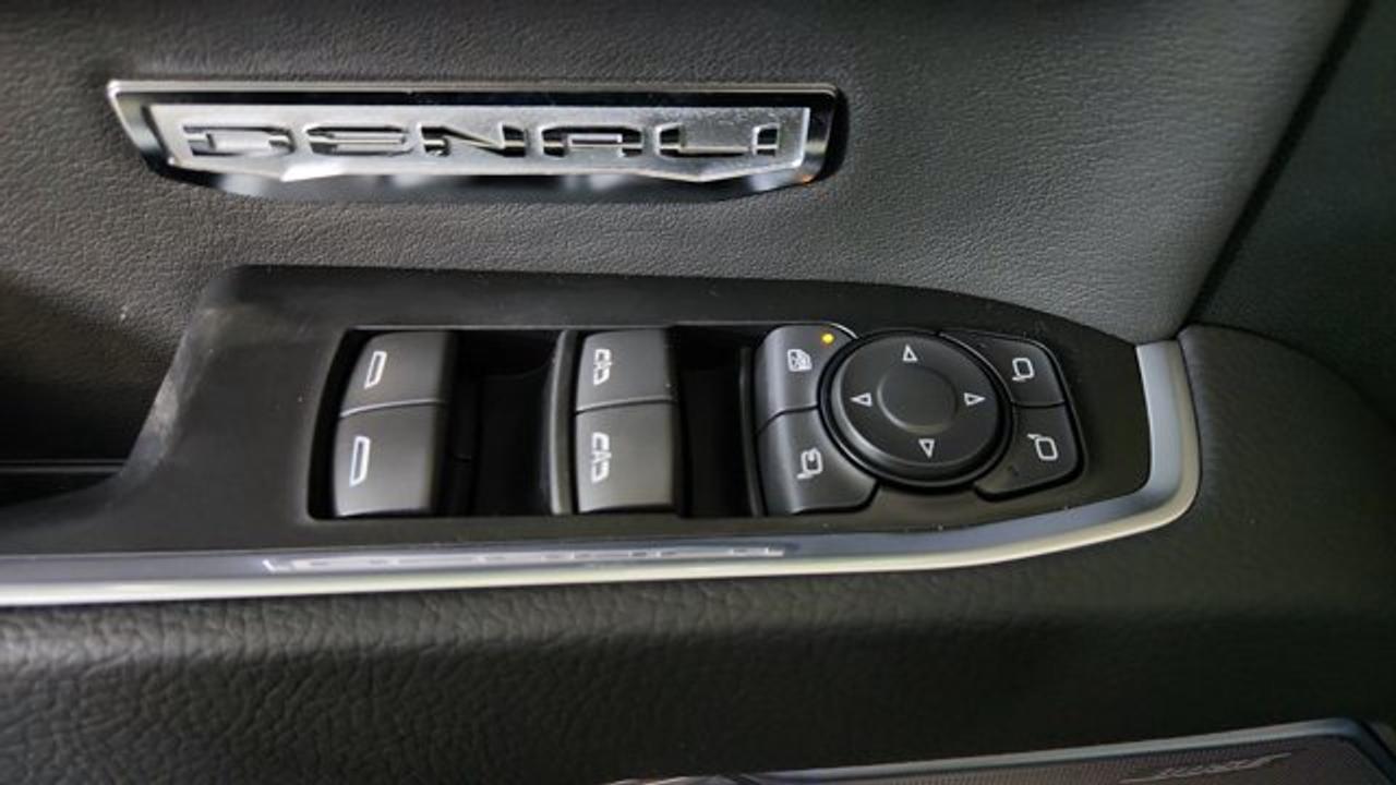 13742720