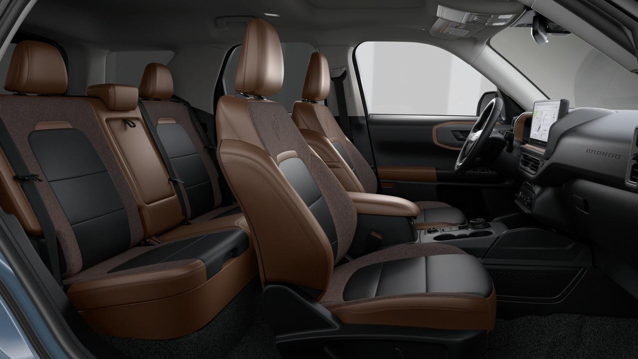2026 Ford Bronco Sport Outer Banks Photo3