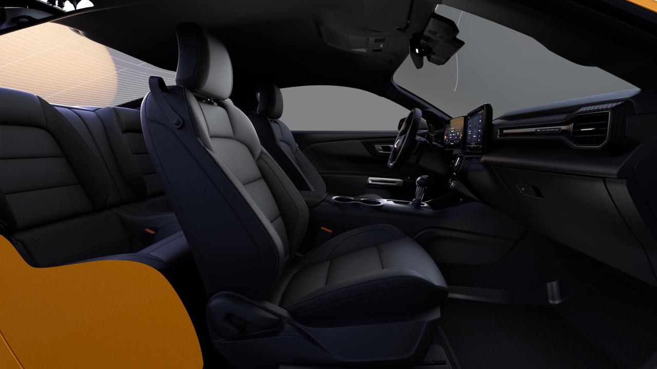 2026 Ford Mustang GT Photo3