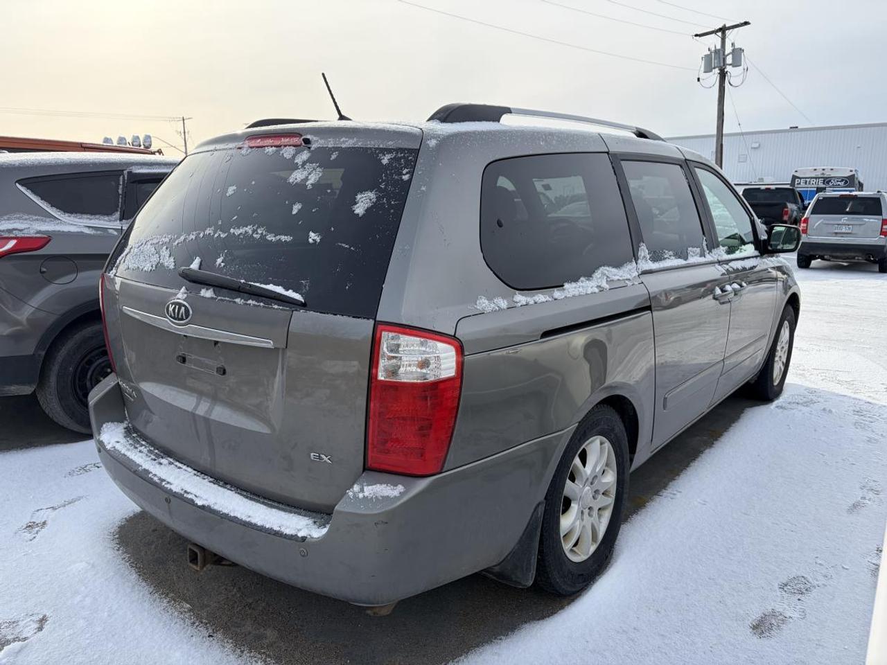 2010 Kia Sedona EX Photo3