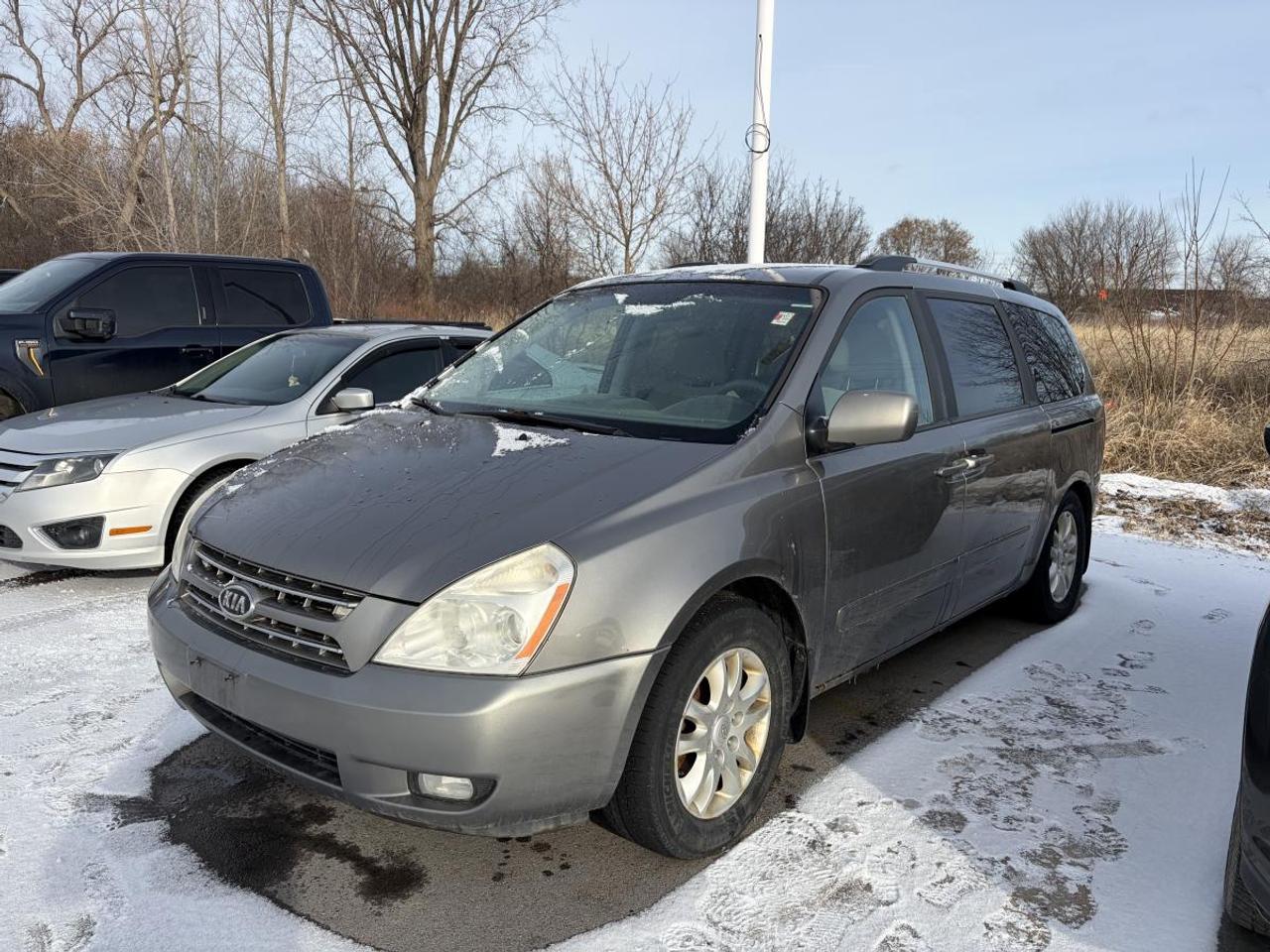 Used 2010 Kia Sedona EX for sale in Kingston, ON