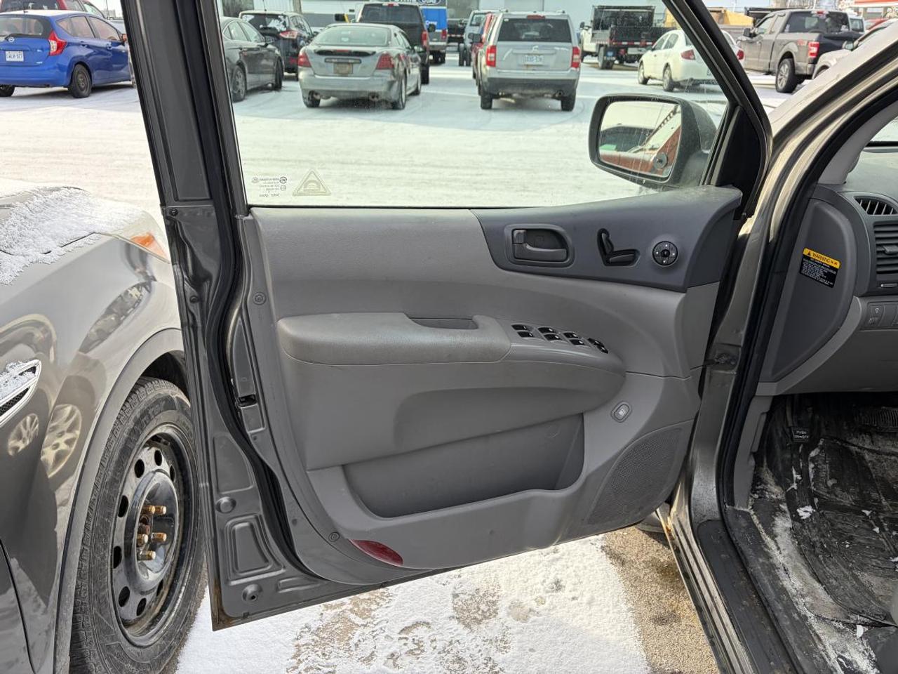 2010 Kia Sedona EX Photo